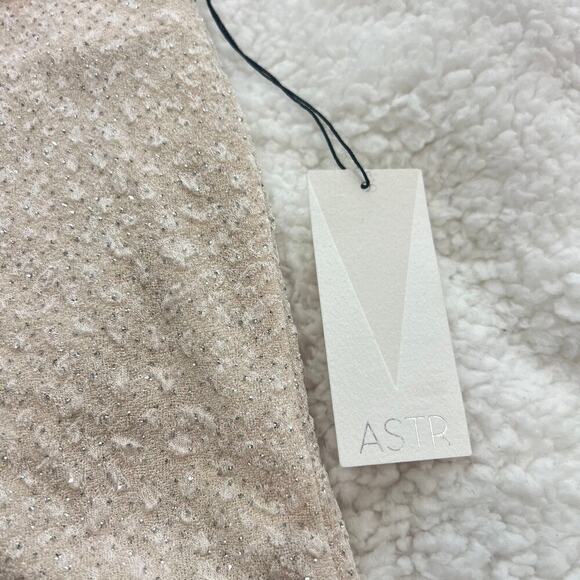 Revolve Sequin High Waisted Shorts Size S - Picture 3 of 5